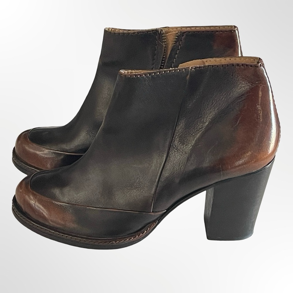 Cotelac Two-Tone Leather Ankle Boot - Black & Brown in size 39 - Picture 3 of 7